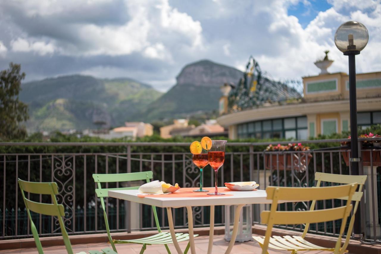 Casa Beatrice Bed and Breakfast Sorrento Eksteriør billede